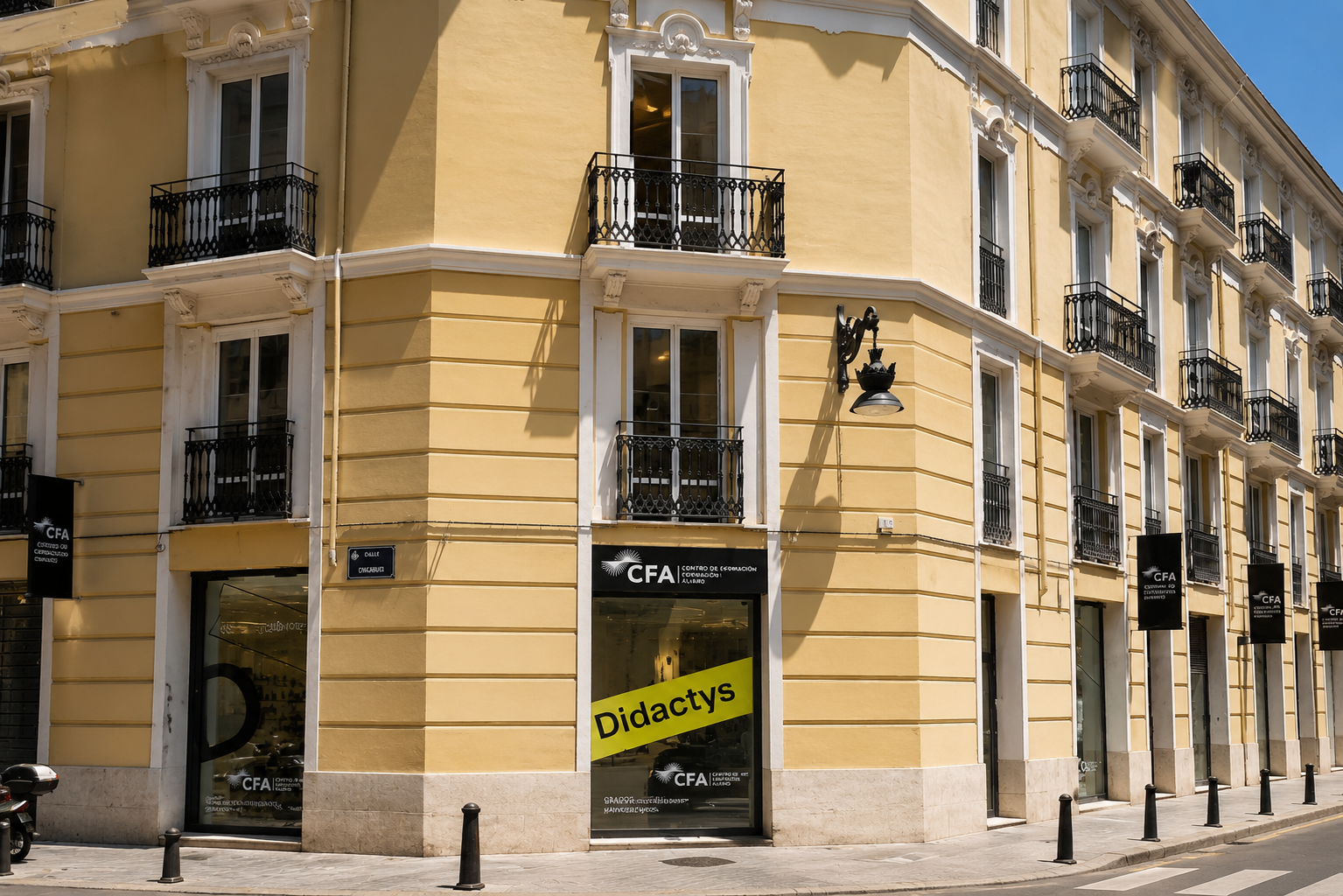 Fachada de Centro Formación Álvaro en Valencia
